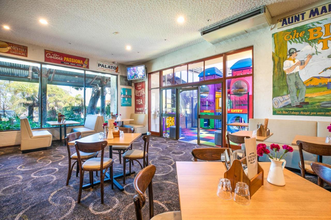 ホテル ナイトキャップ アット ワンネルー タバーン Wanneroo エクステリア 写真